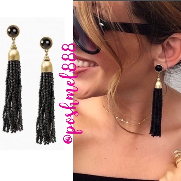 ::⚜️🌚Gorgeous Hand Beaded Black Tassel Earrings - Picture 4 of 12